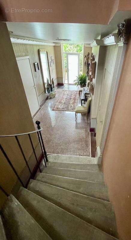 Appartement à CROZANT