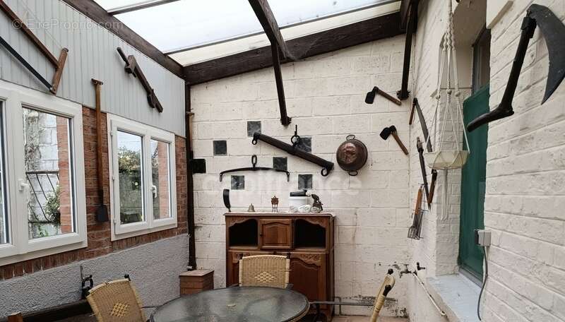 Maison à CROISILLES