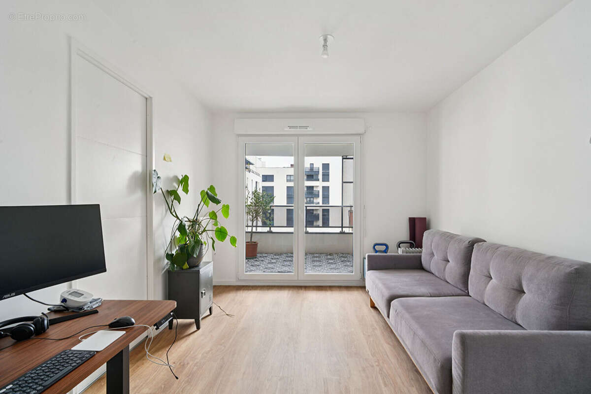 Appartement à ROMAINVILLE