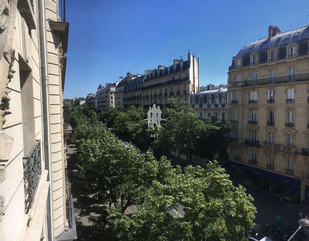 Appartement à PARIS-11E