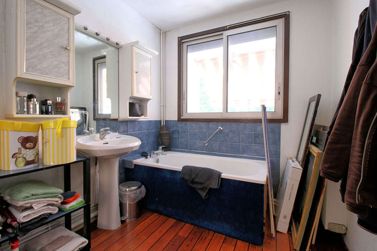 A vendre - bel appartement 4 pieces - garage - balcon - photo 6