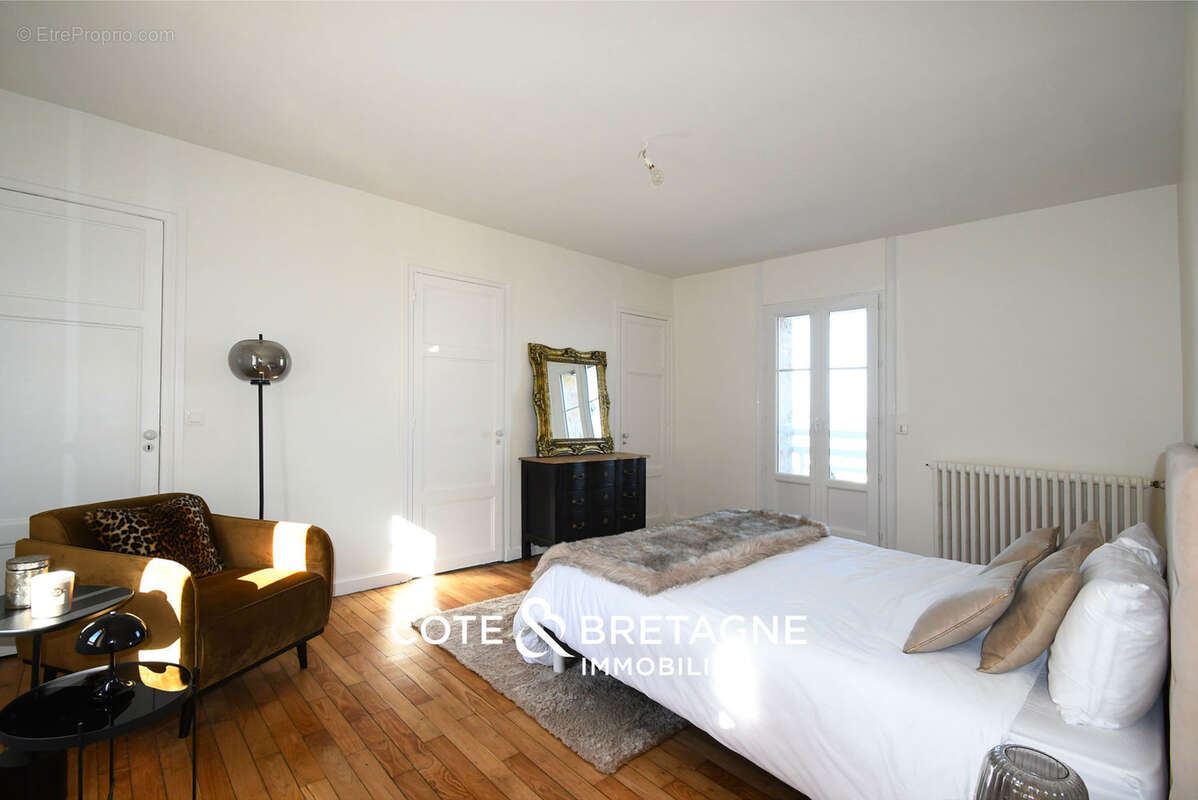 Acheter dans station balneaire propriete vue mer entierement renovee  réf : 2024107 - photo 12