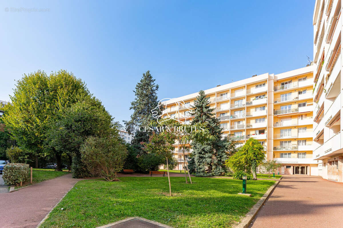 Appartement à VILLEURBANNE