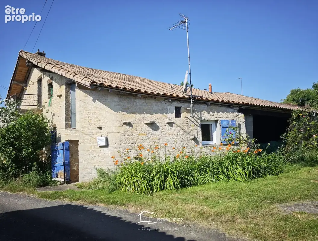 Maison avec grange et terrain clos de murs - photo 10