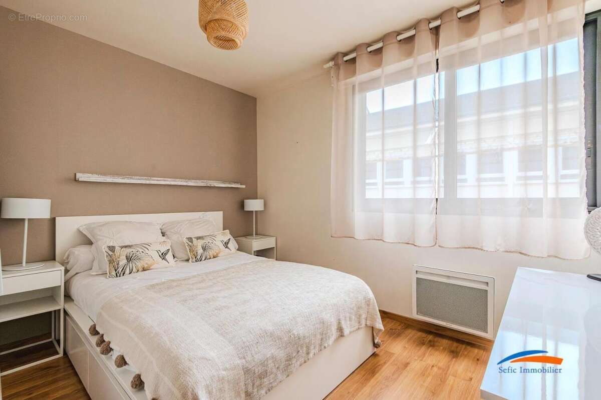   - Appartement à REIMS