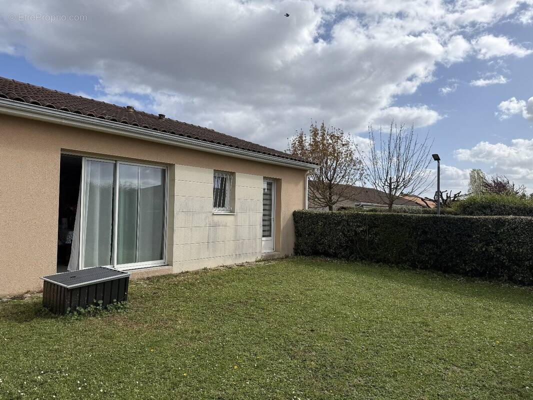 Maison à GOND-PONTOUVRE