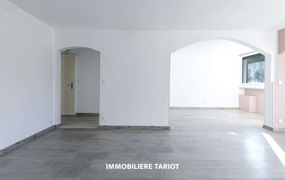 Appartement à MARSEILLE-12E
