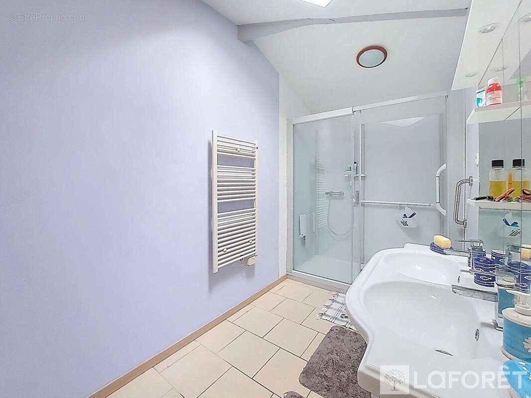 Maison à SAINT-MICHEL-CHEF-CHEF