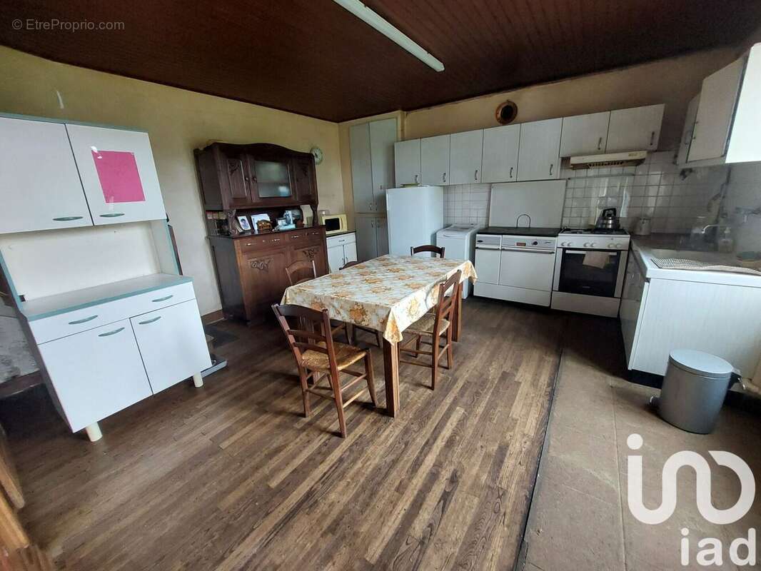Photo 5 - Maison à PRESSIGNAC