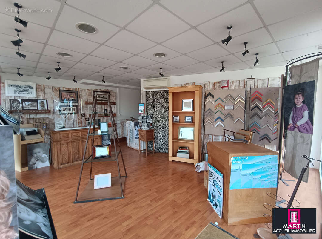 Commerce à LEGUEVIN