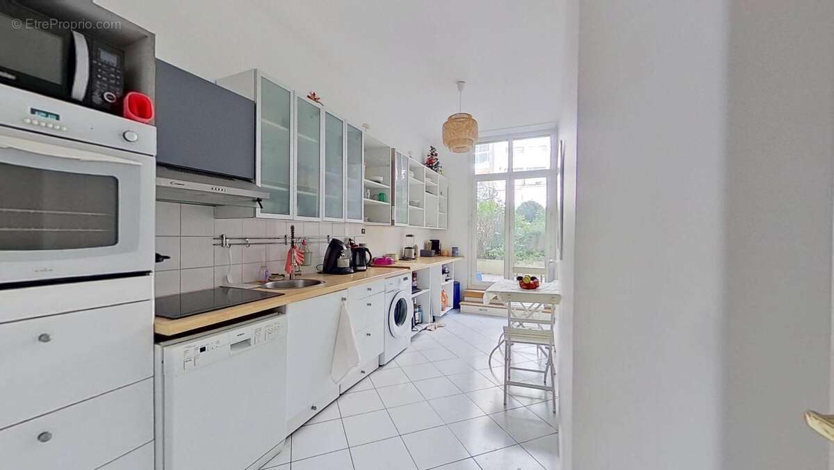 Appartement à MONTROUGE