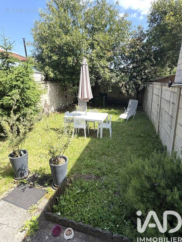 Photo 1 - Maison à LIVRY-GARGAN