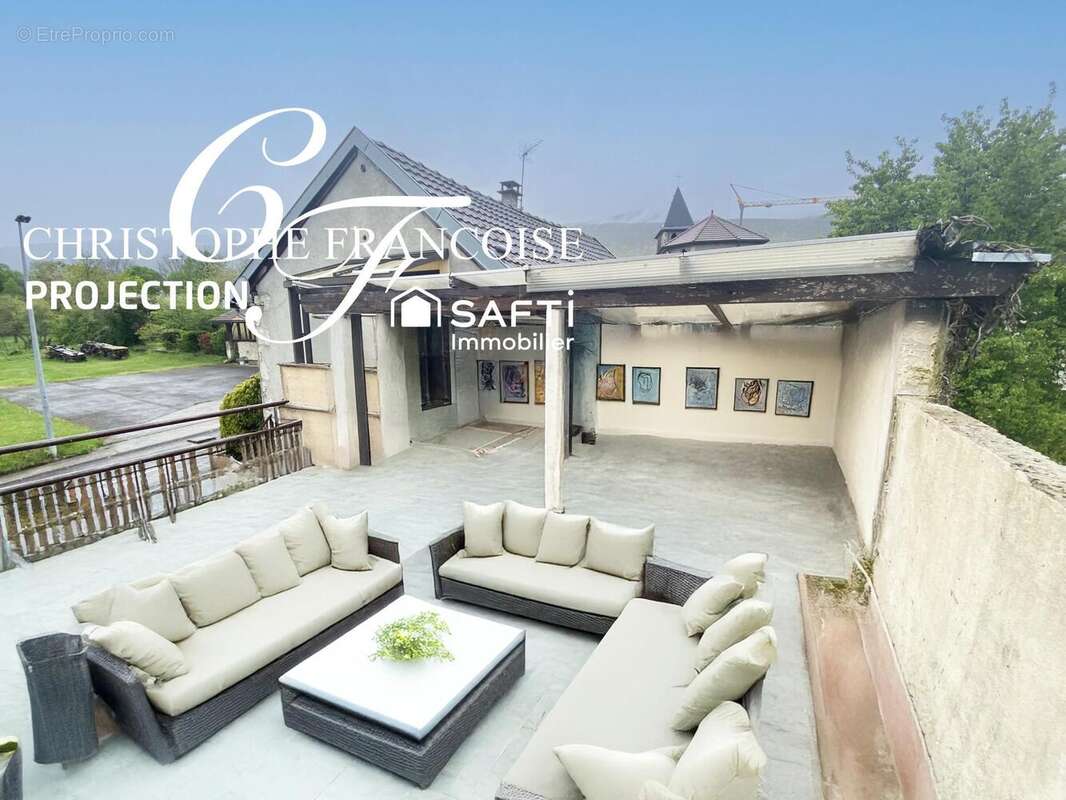 Photo 2 - Maison à INJOUX-GENISSIAT