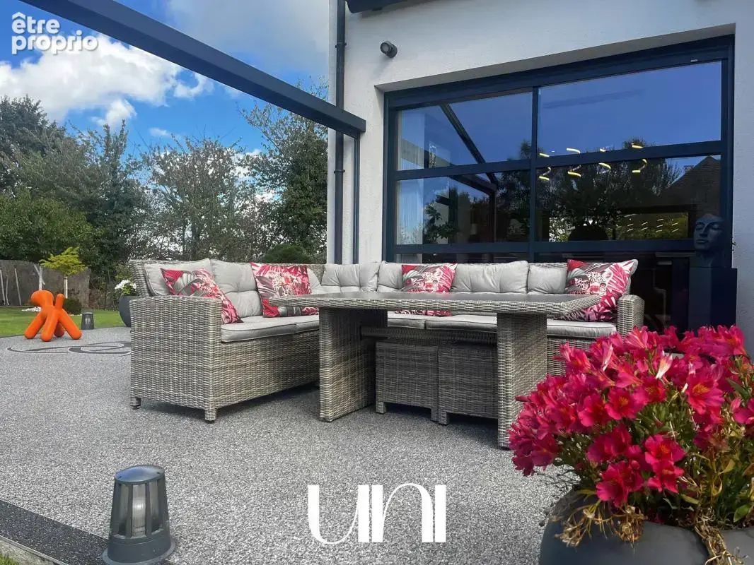 Maison 5 pièces de 135m2 avec terrasse - AUBERVILLE - photo 3