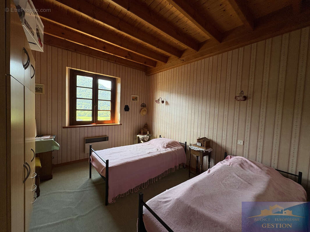 Maison à AUCUN