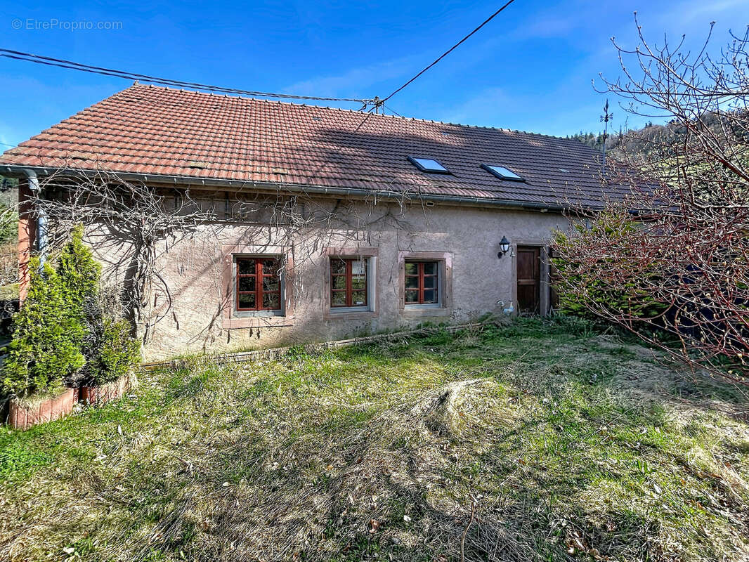 Maison à BELMONT