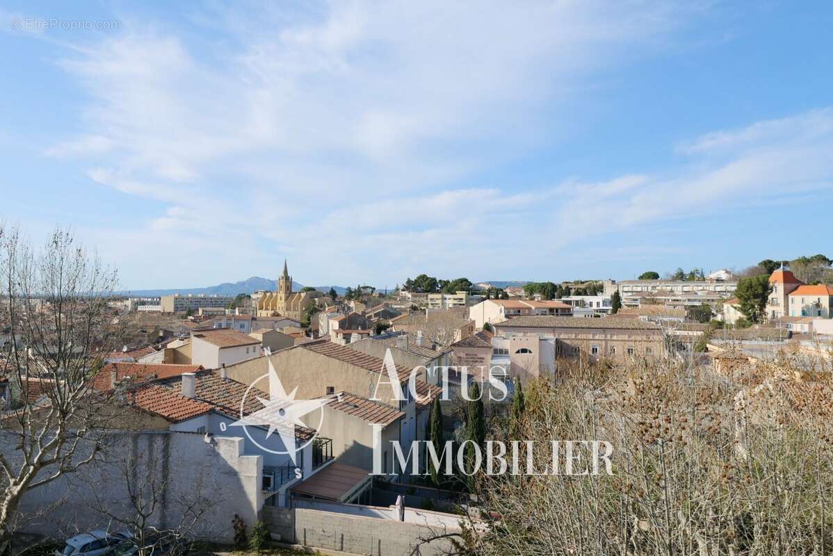 Appartement à SALON-DE-PROVENCE