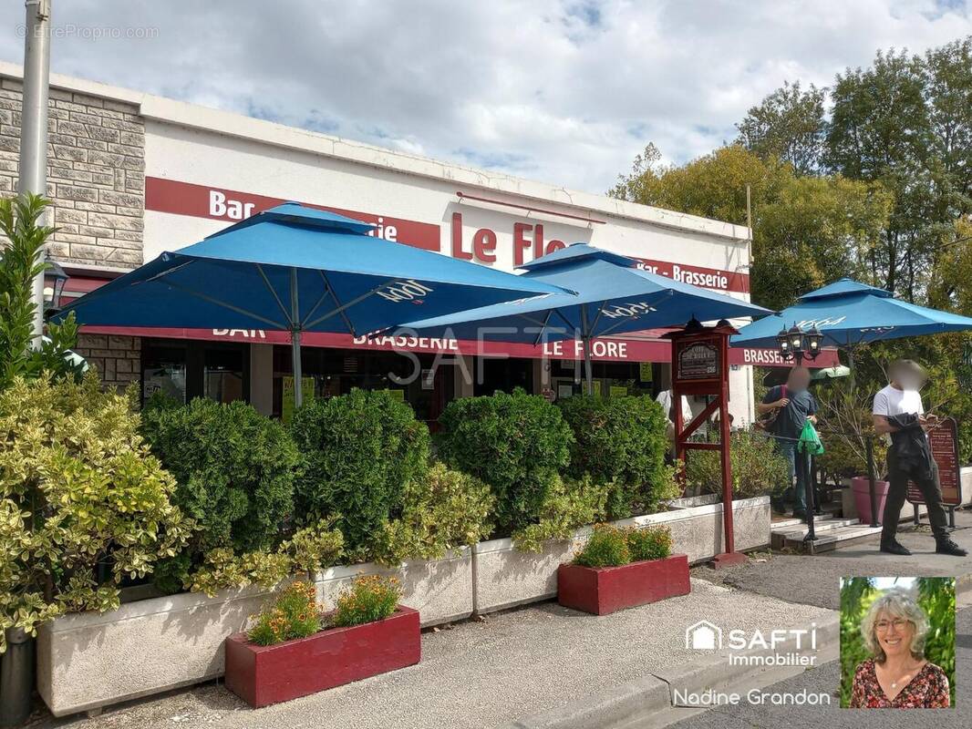 Photo 1 - Commerce à CHALAIS