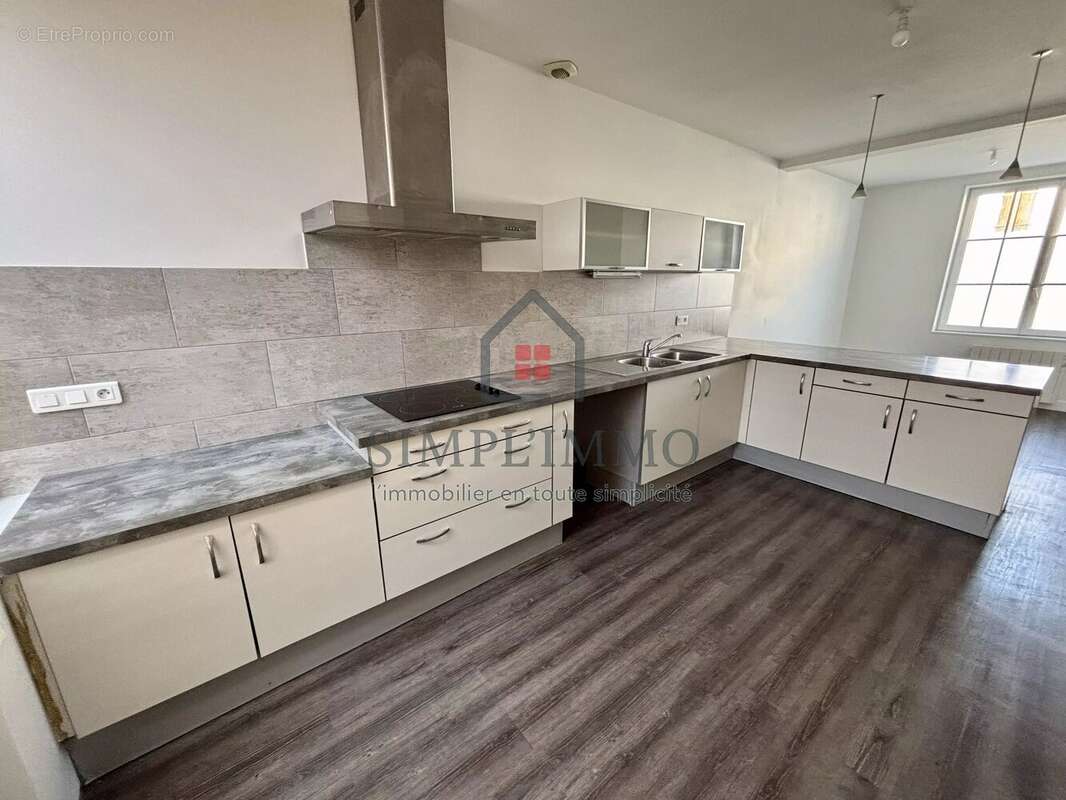 Maison de ville avec cour, 4 chambres - photo 2