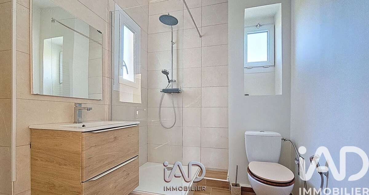 Photo 8 - Appartement à SAINTE-GENEVIEVE-DES-BOIS