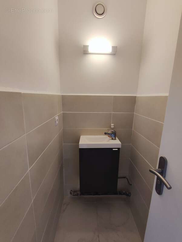 Appartement à VILLETANEUSE