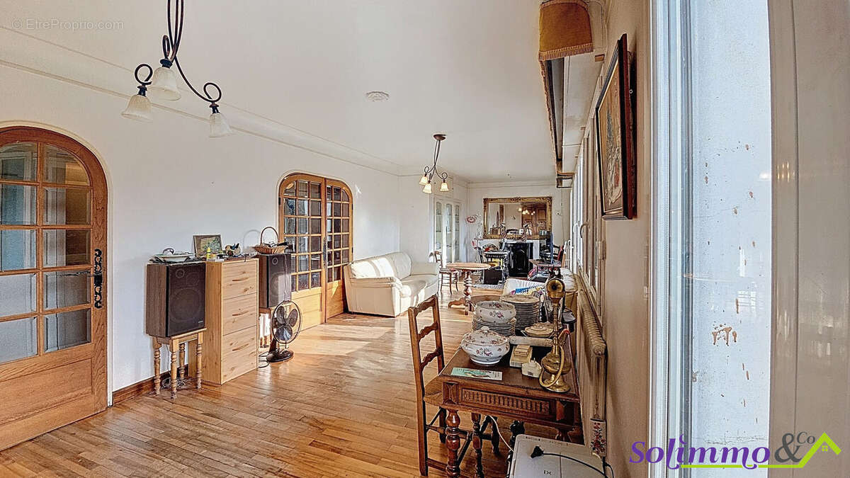 Maison à LES ABRETS