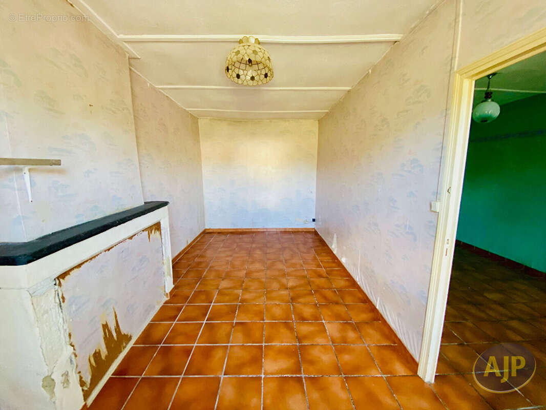 Maison à SAINT-GERMAIN-D'ESTEUIL