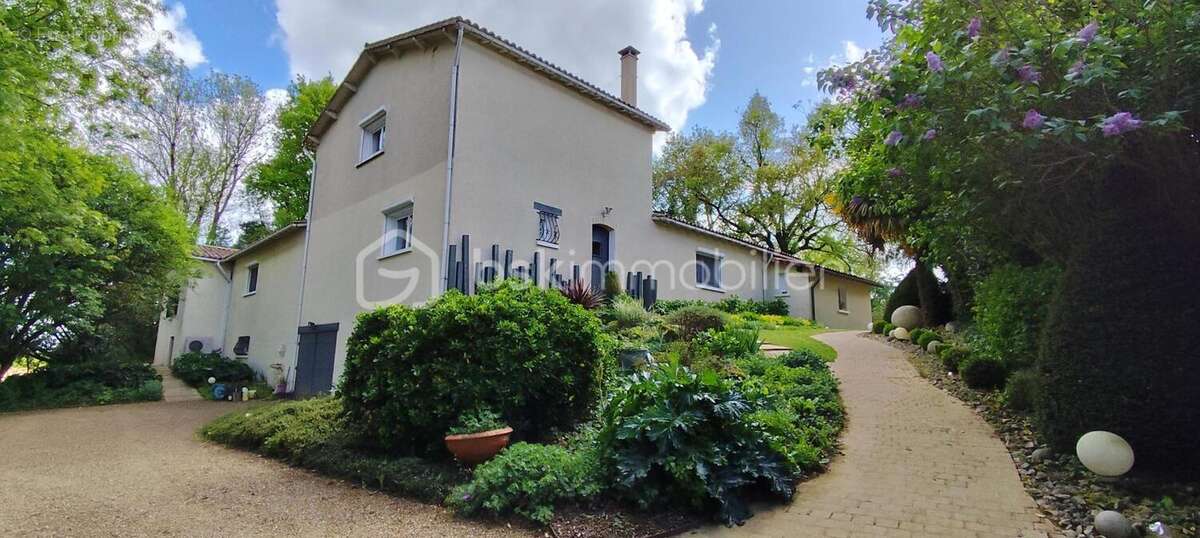 Maison à AUGE