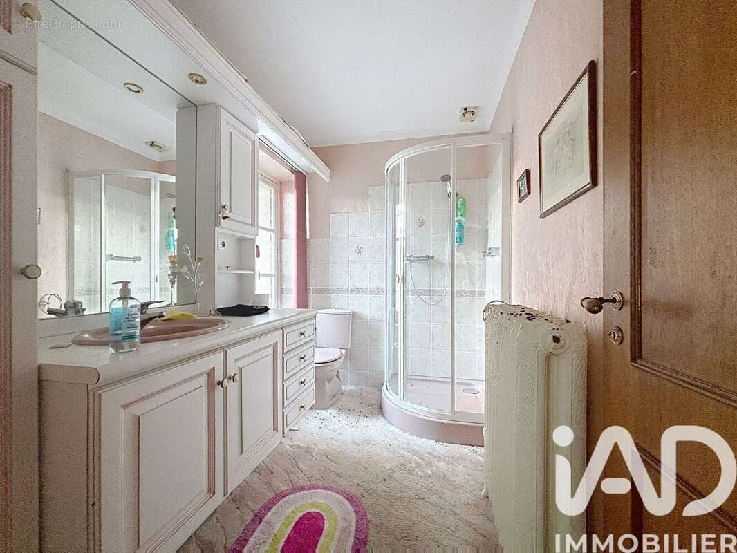 Photo 8 - Maison à DANNEVOUX