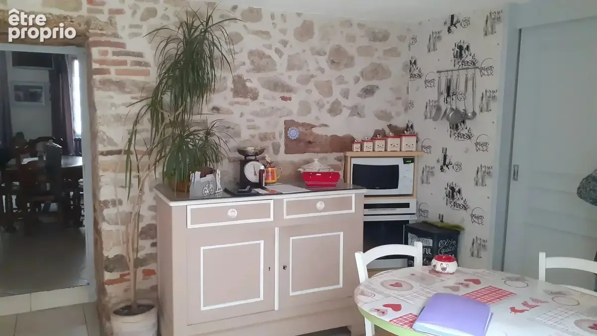PRIX EN BAISSE  Immeuble avec commerce - photo 11