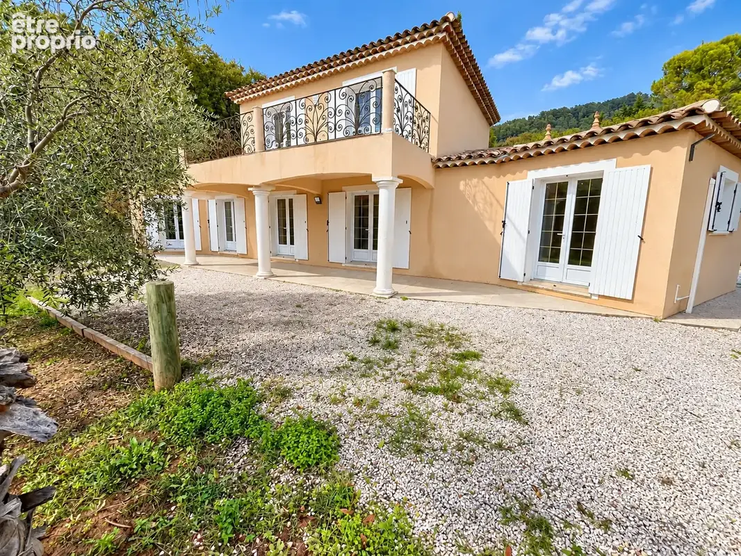 La Motte -Villa de 150 m2 - Grand jardin arboré - Terrain piscinable - photo 3