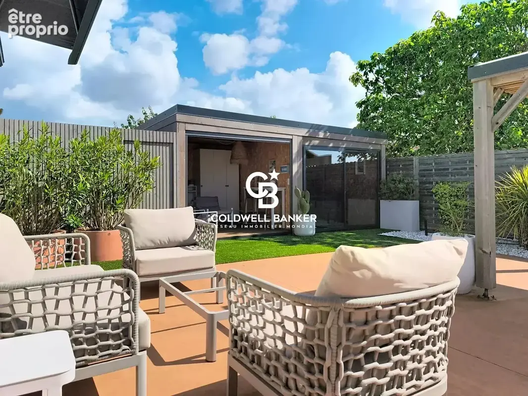 Maison Contemporaine de Plain-pied avec Piscine à Talmont-Saint-Hilaire - photo 2