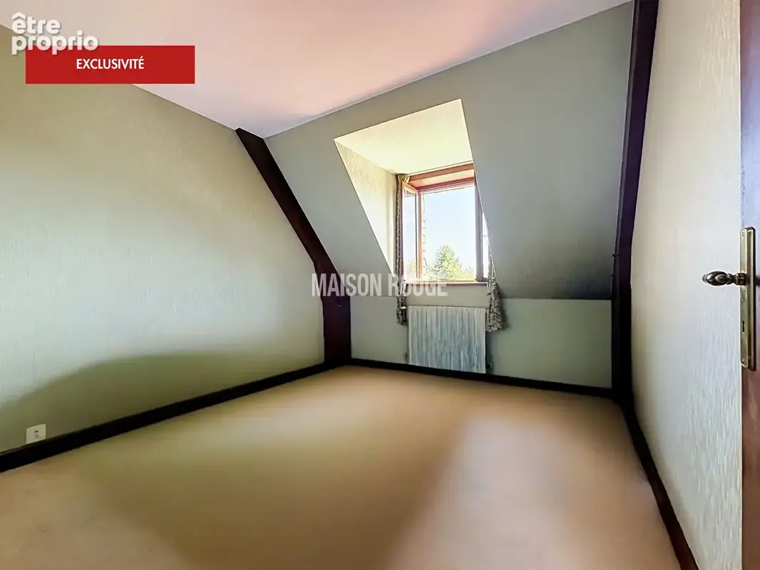 PLEDRAN - Longère en pierre de caractère sur près de 4 000 m² de terrain constructible - photo 11