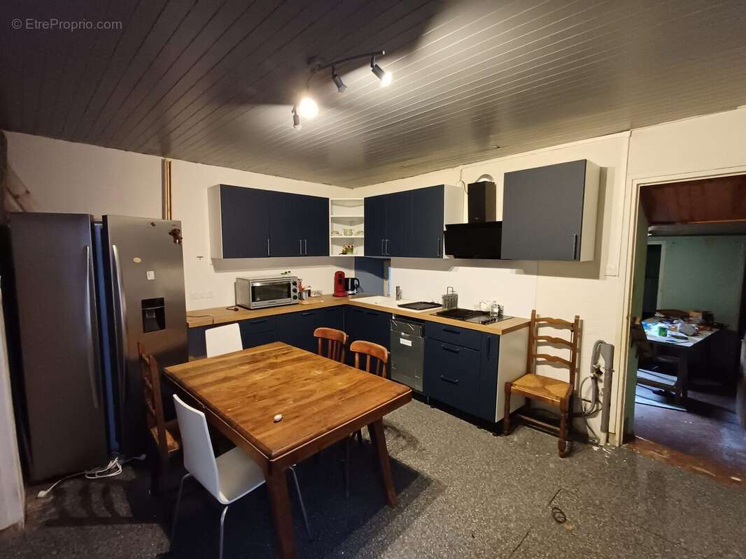 Maison à SAINT-JEAN-DES-OLLIERES