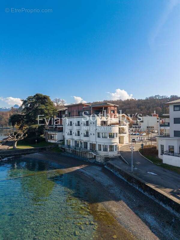 Appartement à EVIAN-LES-BAINS