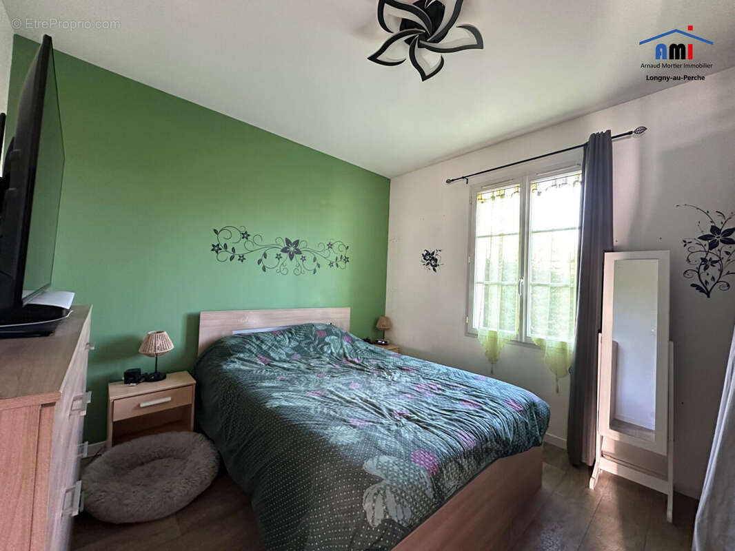 Maison à LONGNY-AU-PERCHE