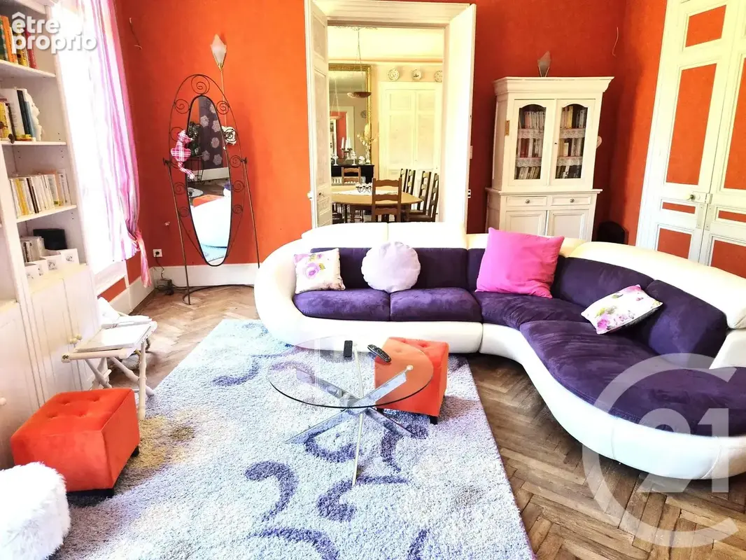 Maison 10 pièces 300 m² à vendre à Bernay (27300) - photo 2