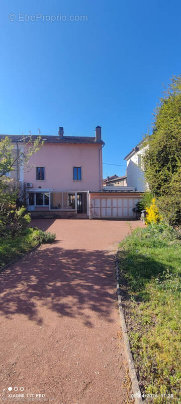 Maison à VONNAS