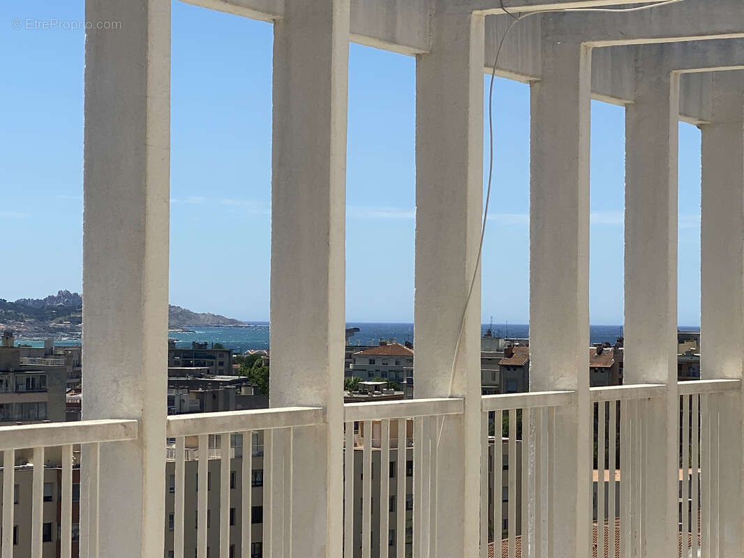 Appartement à MARSEILLE-8E