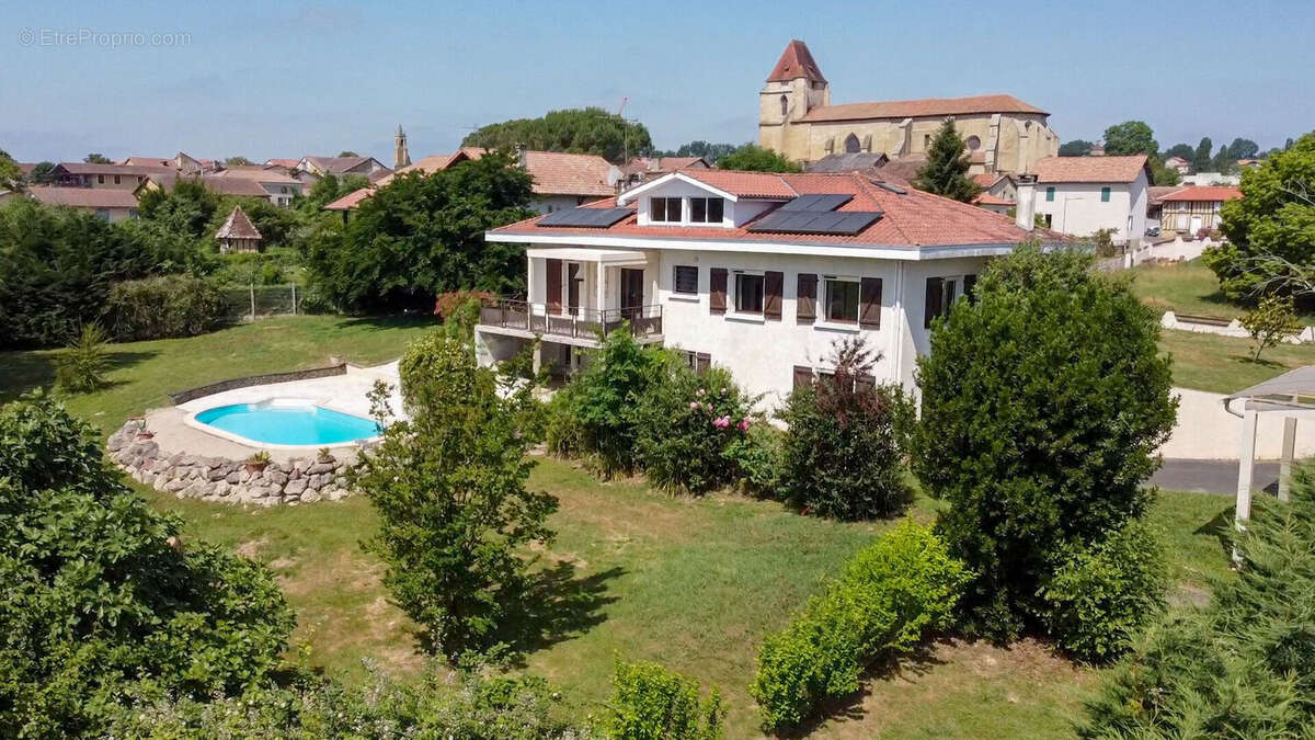 Maison à GEAUNE