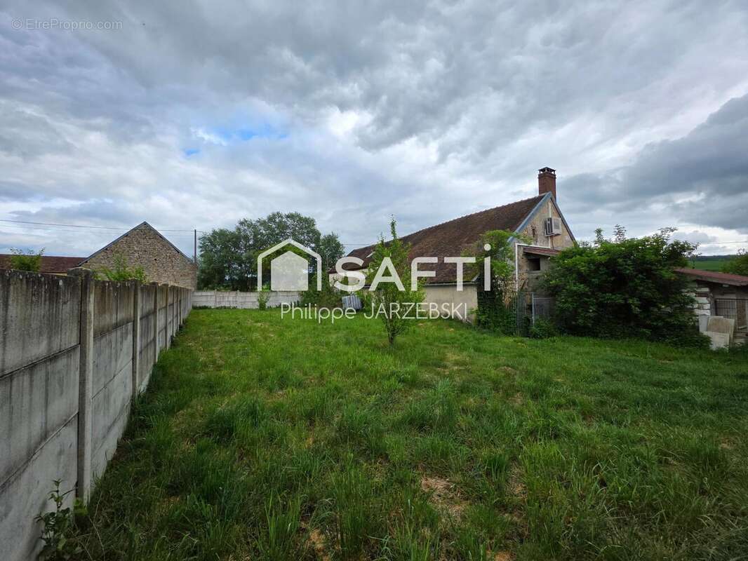 Maison 142 m² à Pouy-Sur-Vannes  - photo 4