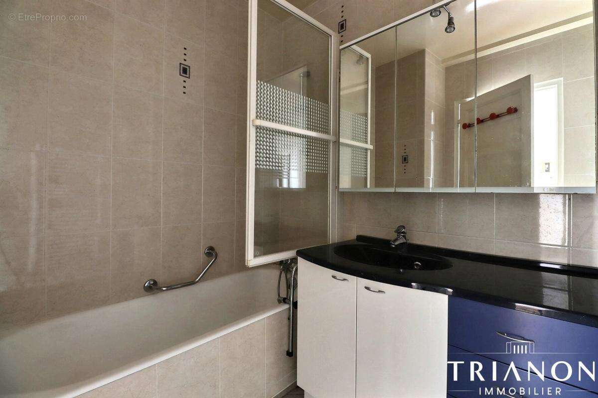 Appartement à ASNIERES-SUR-SEINE