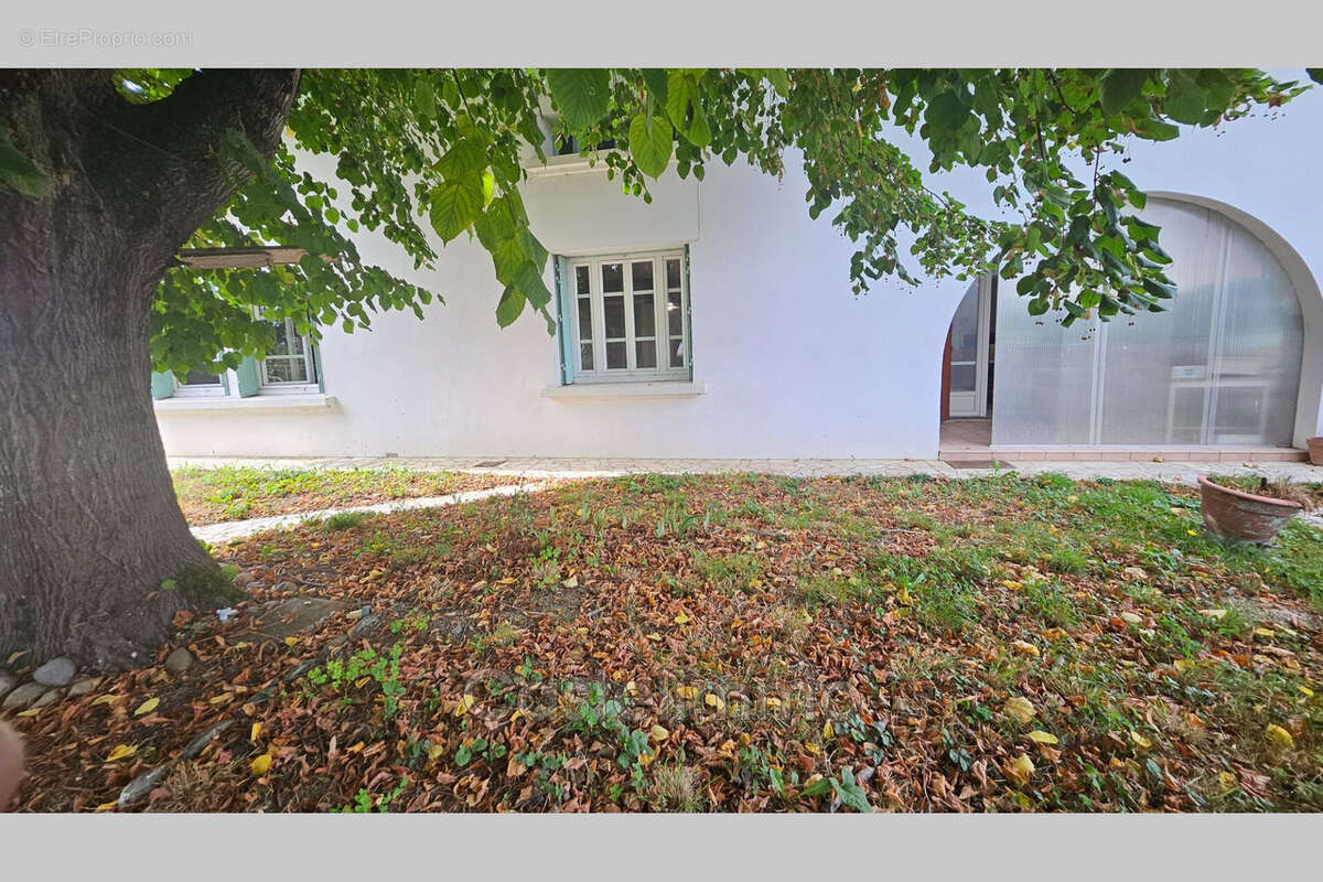 Maison à CASTELSARRASIN