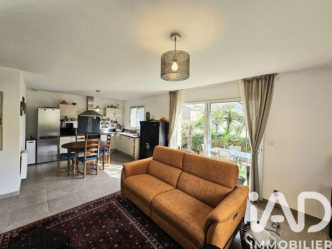 Photo 2 - Maison à PONT-SAINT-ESPRIT