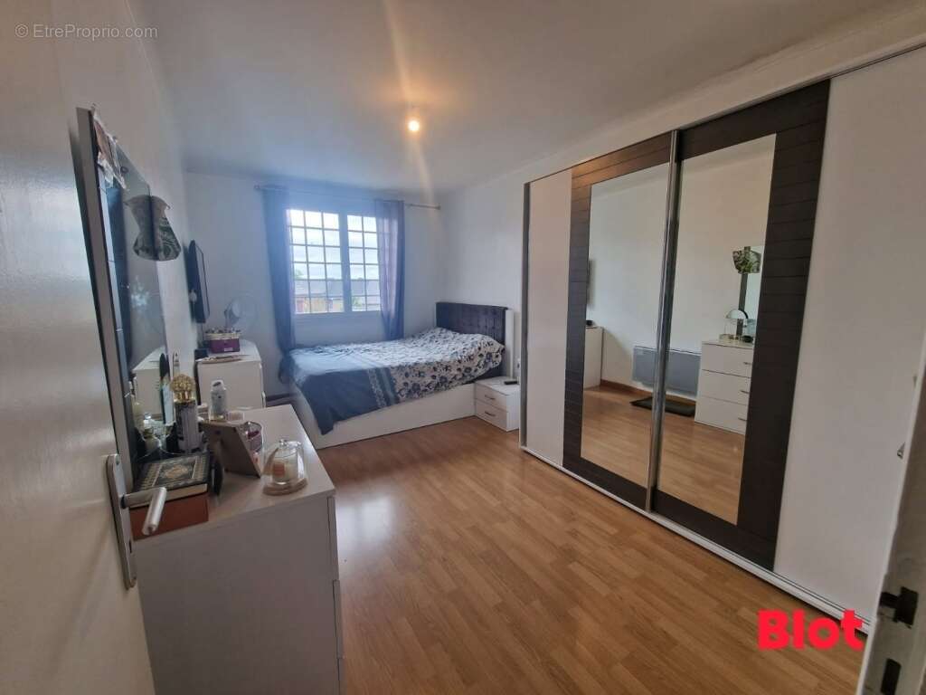 Maison à LOUVIGNE-DE-BAIS