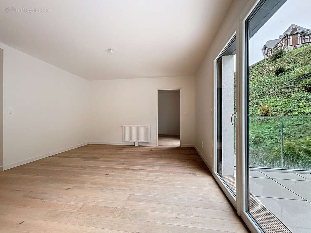 Appartement à BARNEVILLE-CARTERET