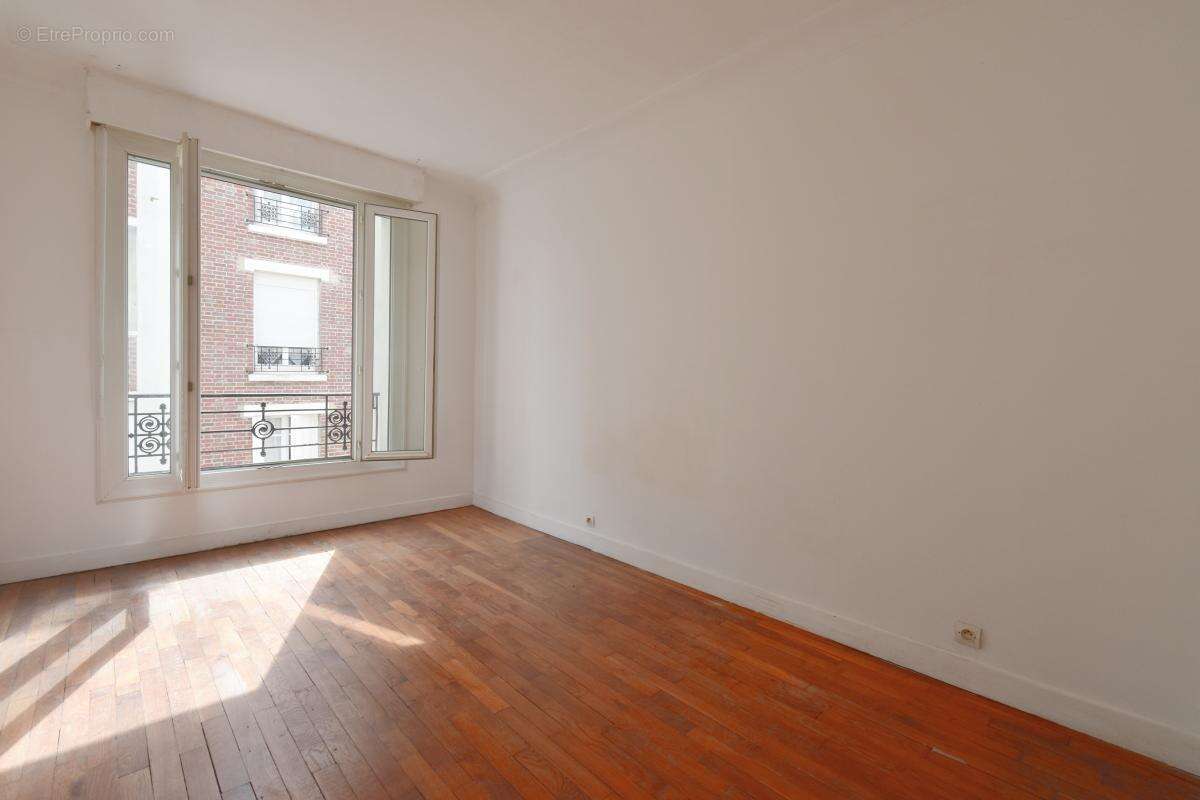 Appartement à MONTROUGE