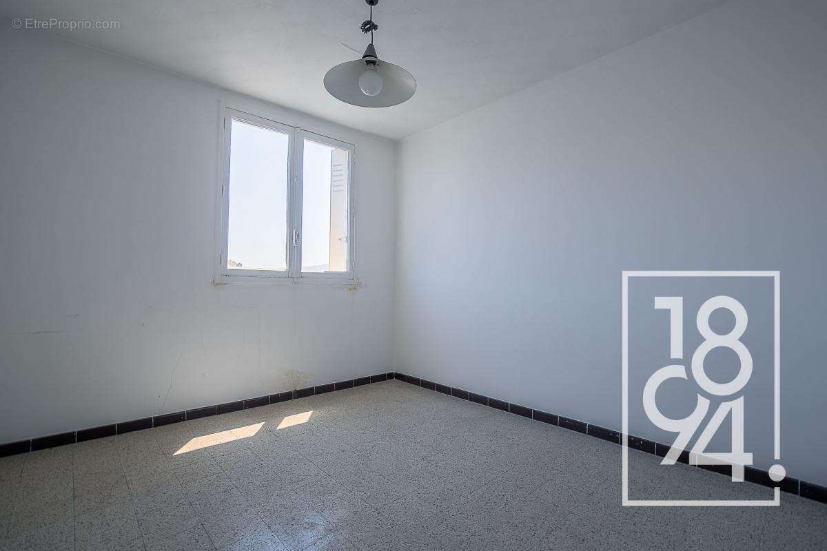 Appartement à MARSEILLE-14E