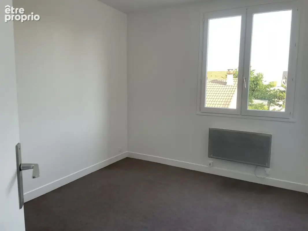 Appartement 74 m² à Colombes  - photo 7