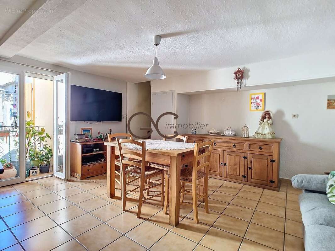 Maison à CESSENON-SUR-ORB